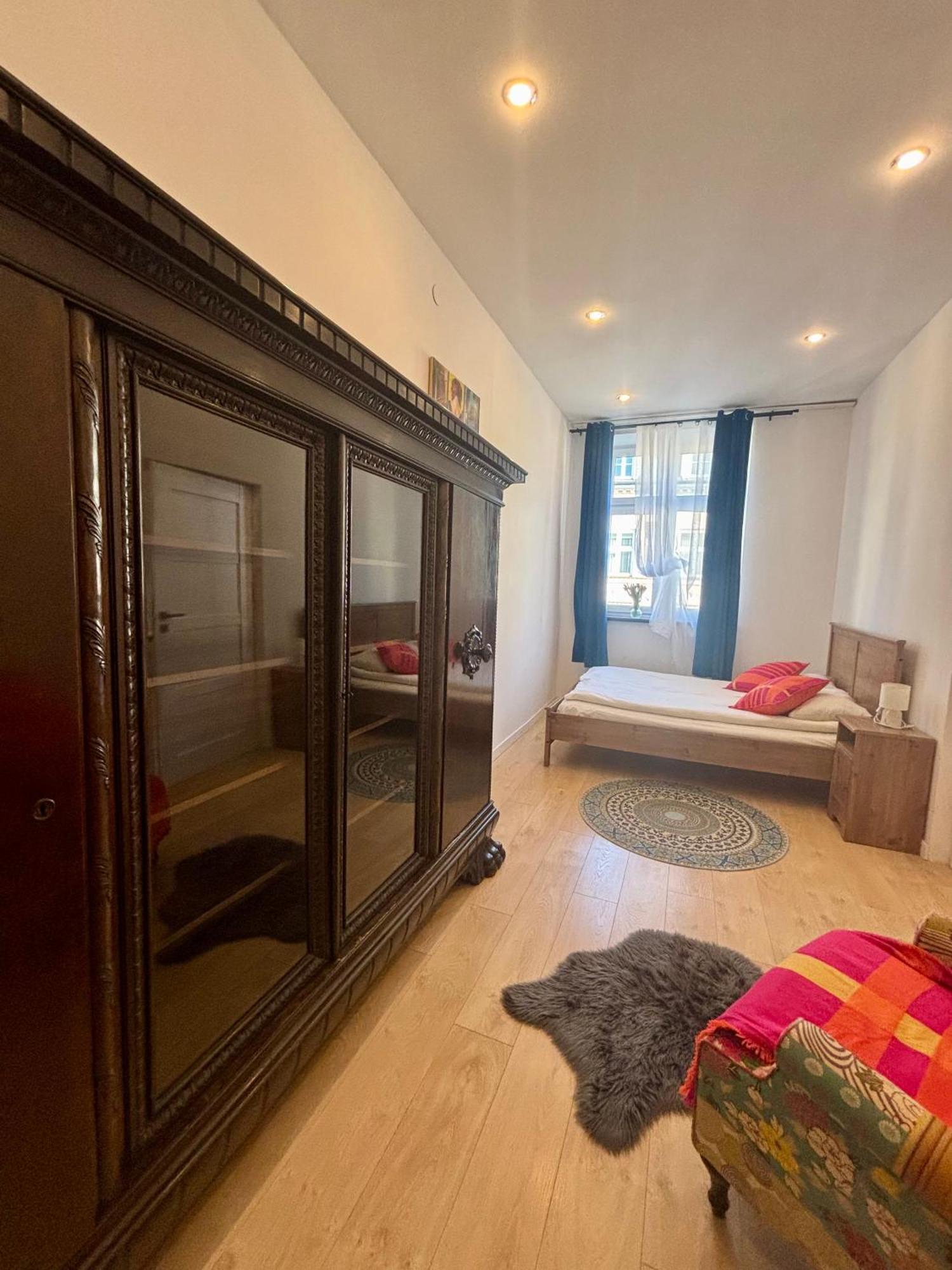 קרקוב Vintage Senacka 9/7 Apartment מראה חיצוני תמונה