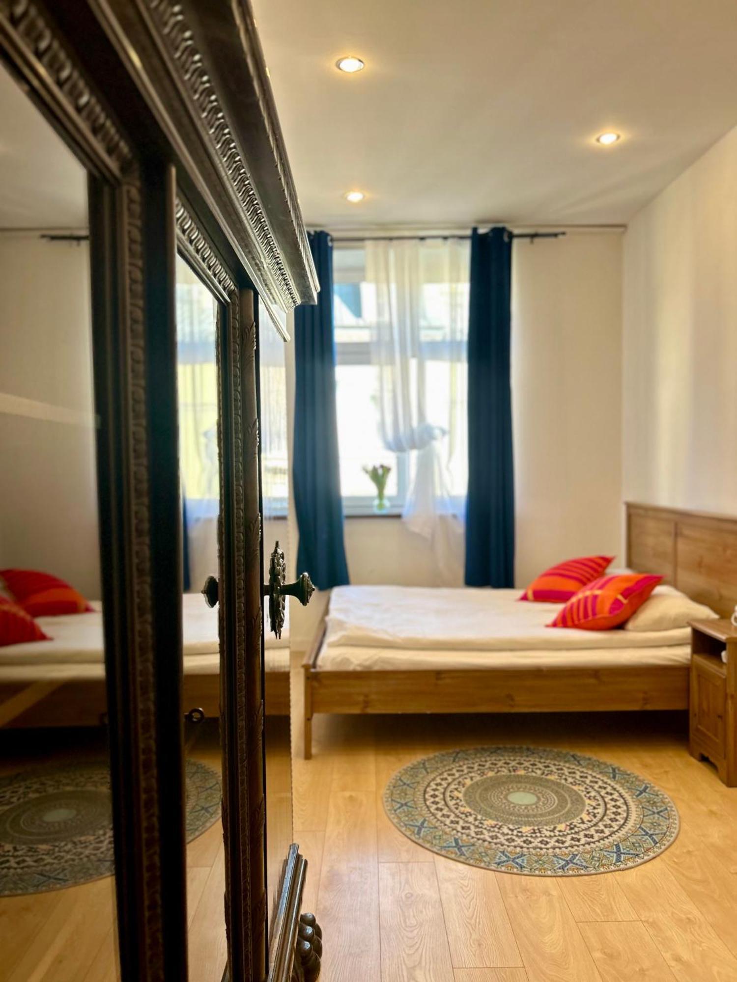 קרקוב Vintage Senacka 9/7 Apartment מראה חיצוני תמונה
